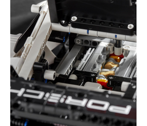 LEGO Technic 42096 Porsche 911 RSR - 467576 - zdjęcie 9